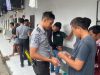 Pastikan Bebas dari Handphone dan Narkoba, Lapas Banyuwangi Gelar Penggeledahan Kamar dan Tes Urine Warga Binaan